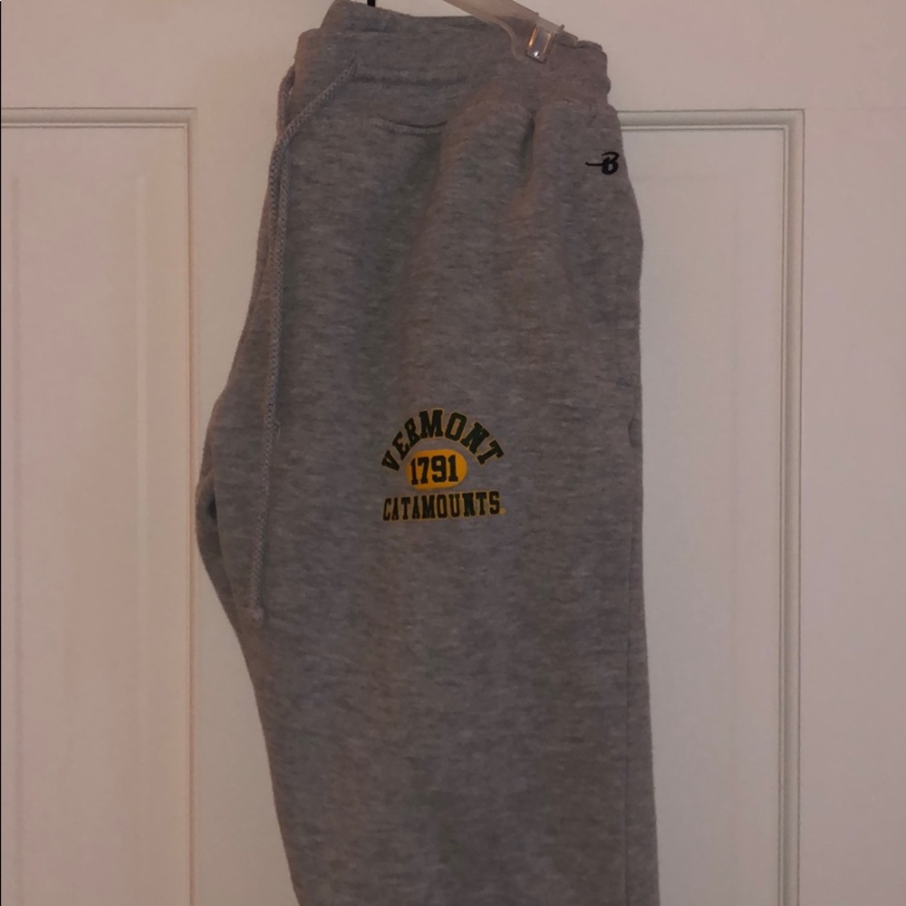 Vermont Catamounts Sweat Pants/Joggers